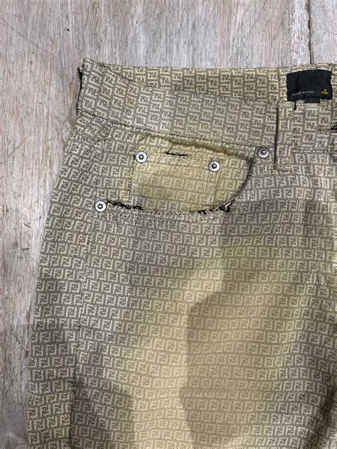 fendi broek met ogen|Fendi.